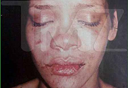 Rihanna Baby Pictures on Chris Brown And Rihanna Are Making Music Again   And Sending A