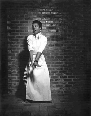 Maya Angelou’s Note To Her 15-Year-Old Self (VIDEO)